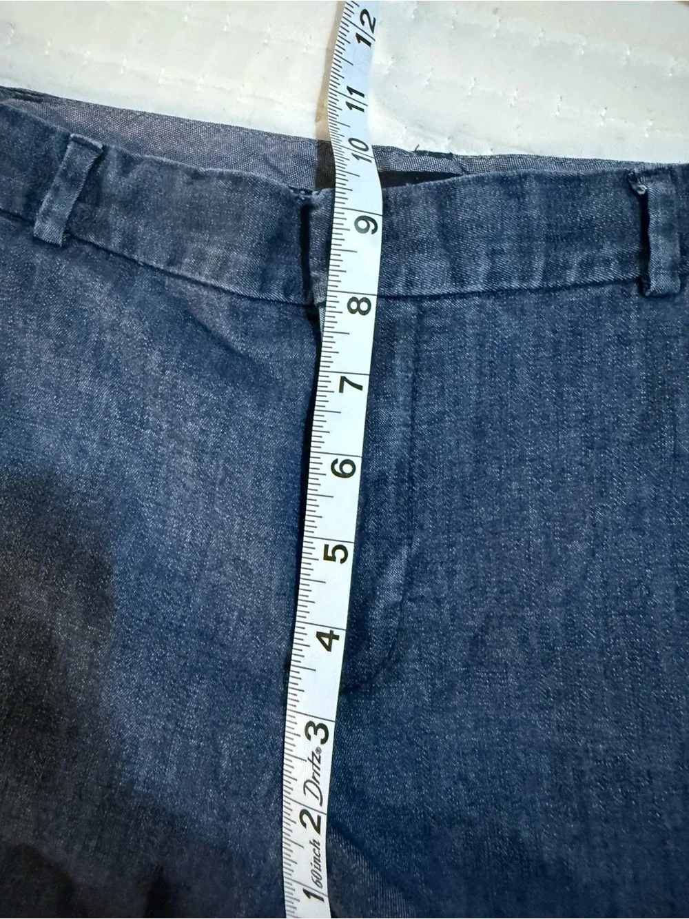 Banana Republic woman’s  Hampton Fut Denim Blue Shorts